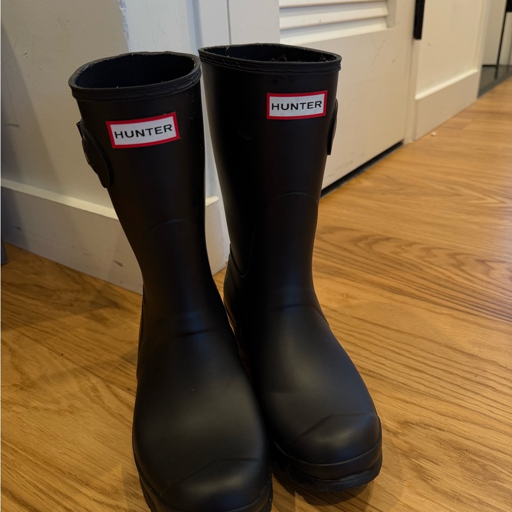 Hunter Women's Black Short Rain Boots